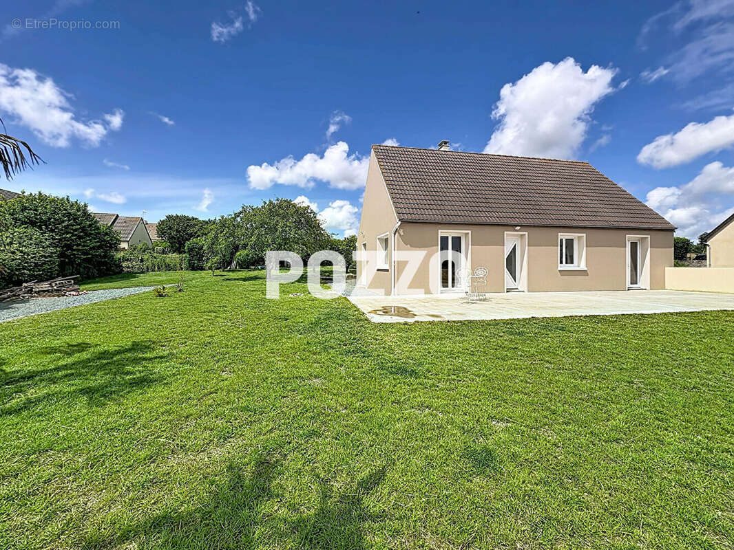 Maison à SAINT-PIERRE-DE-COUTANCES