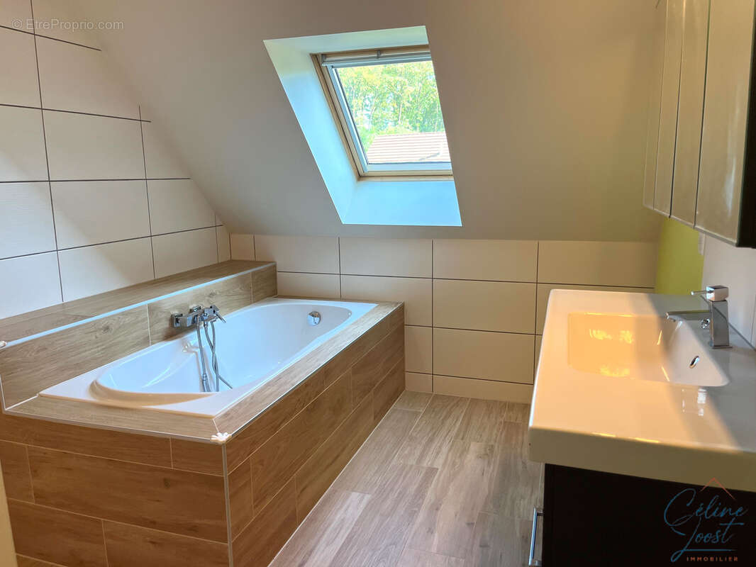 EXCLUSIF ! Situation calme pour cette maison de 2016, d'env. 116 m2 sur 4,55 ares - photo 15