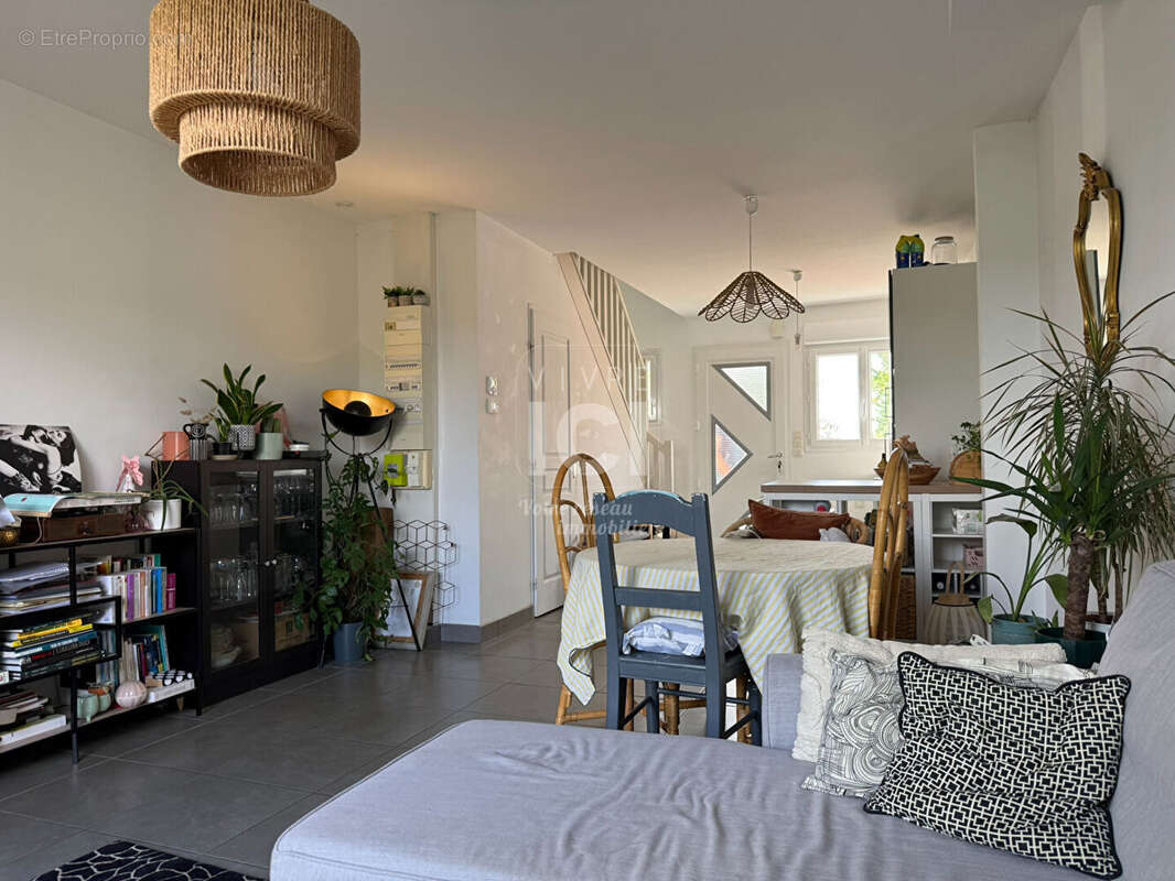 Maison à SAINTE-GEMMES-SUR-LOIRE