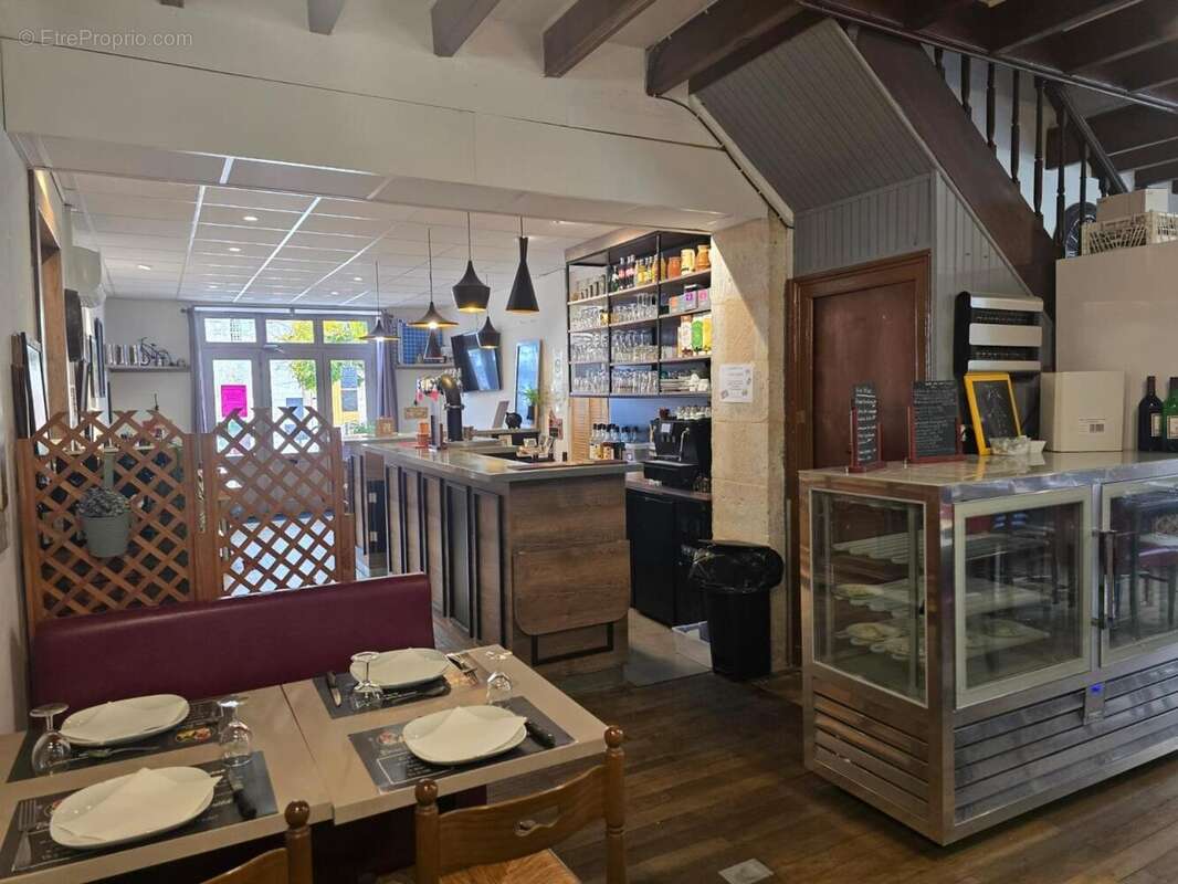 Photo 8 - Commerce à BOURESSE