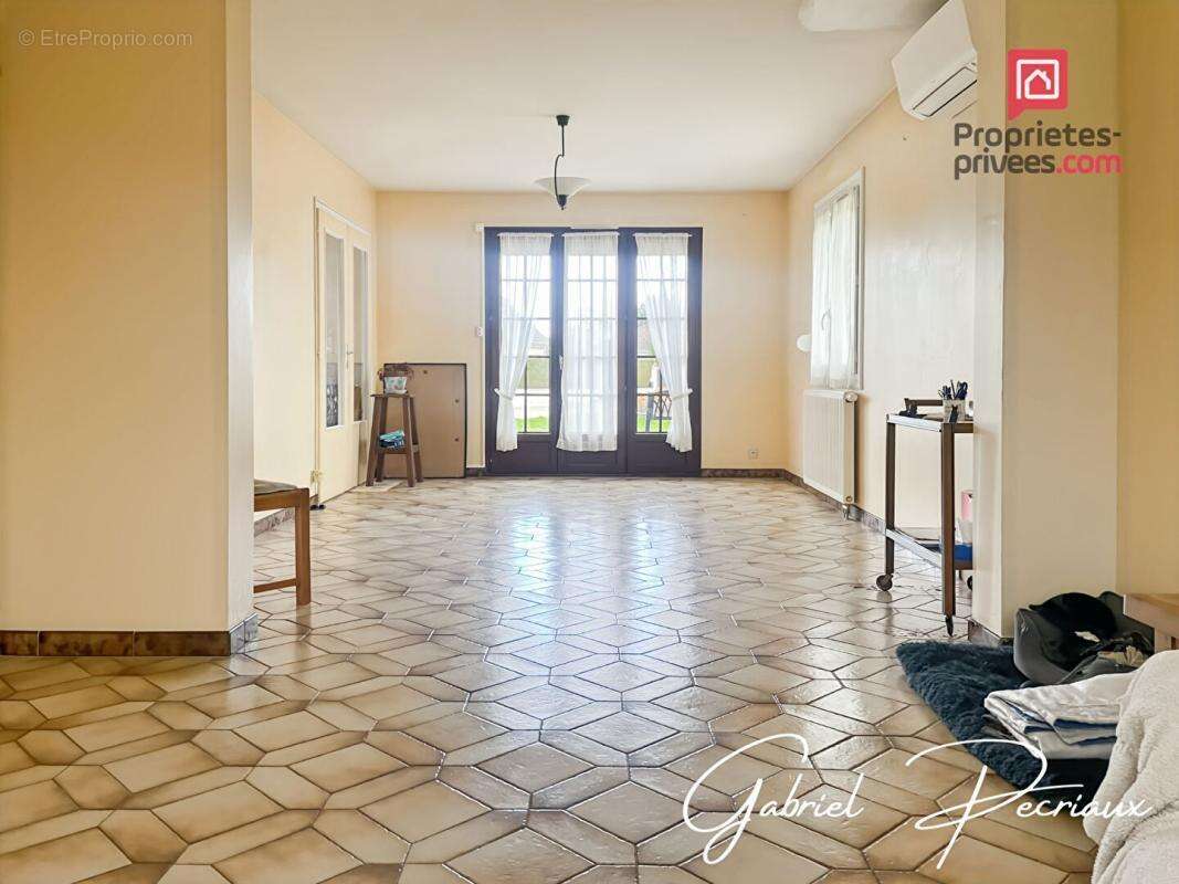 Maison à TORVILLIERS