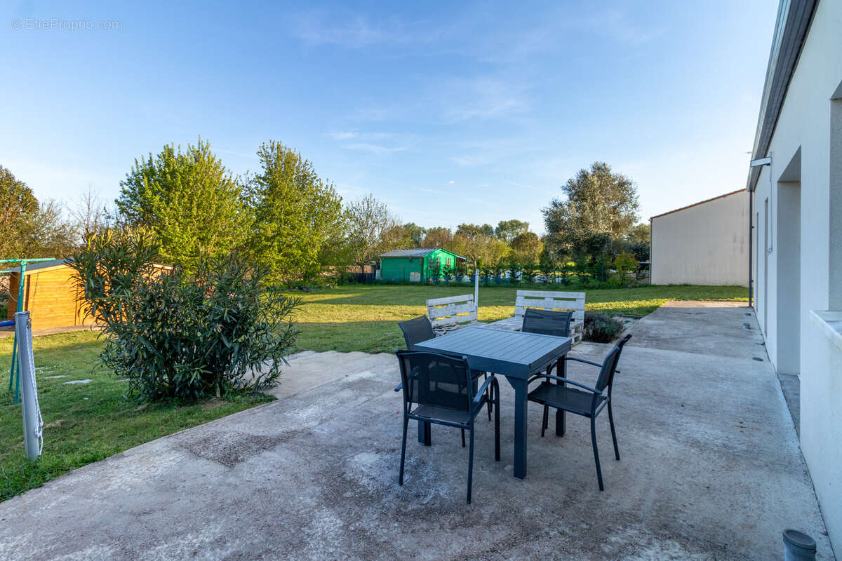 Maison à SAINT-SAVINIEN