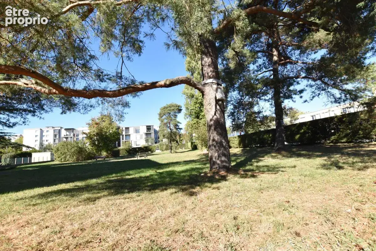 Appartement T3 de 77 m² À Vendre avec balcon, cave et box fermé inclus - photo 19