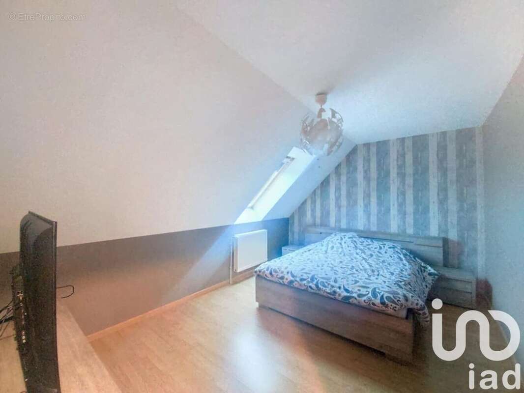 Photo 8 - Maison à COURRIERES