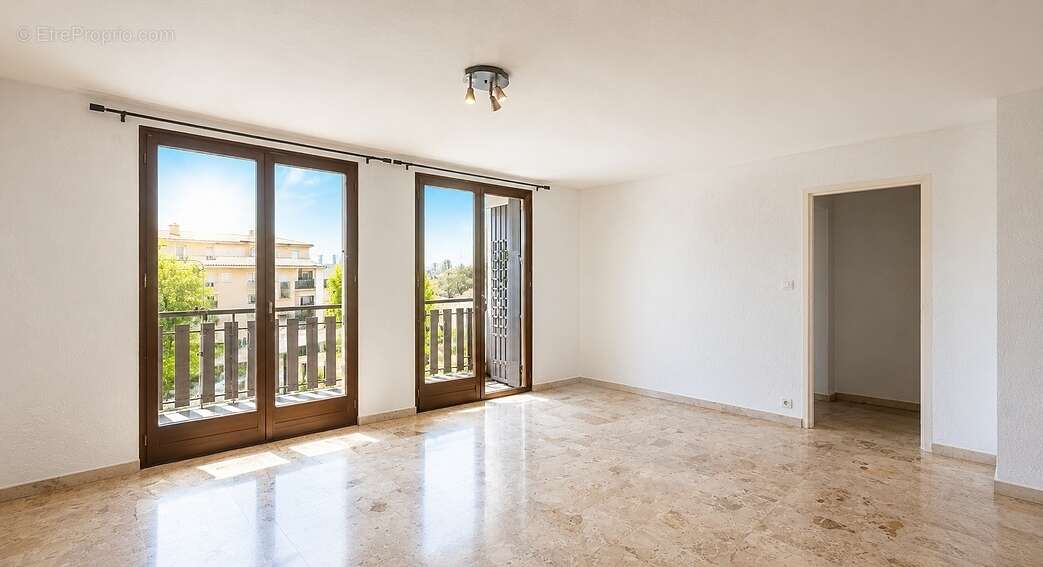 Appartement 3 pièces / 63 m² / 201 000 EUR / EMBRUN - photo 3