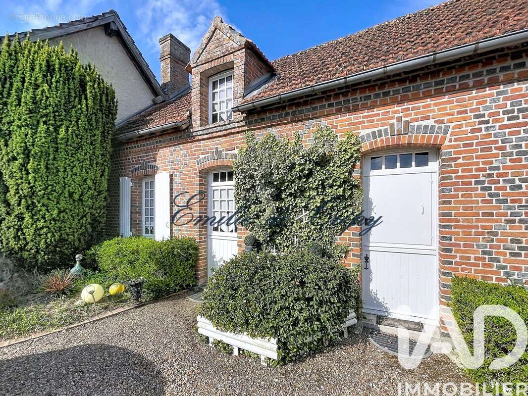 Photo 2 - Maison à SAINT-VIATRE