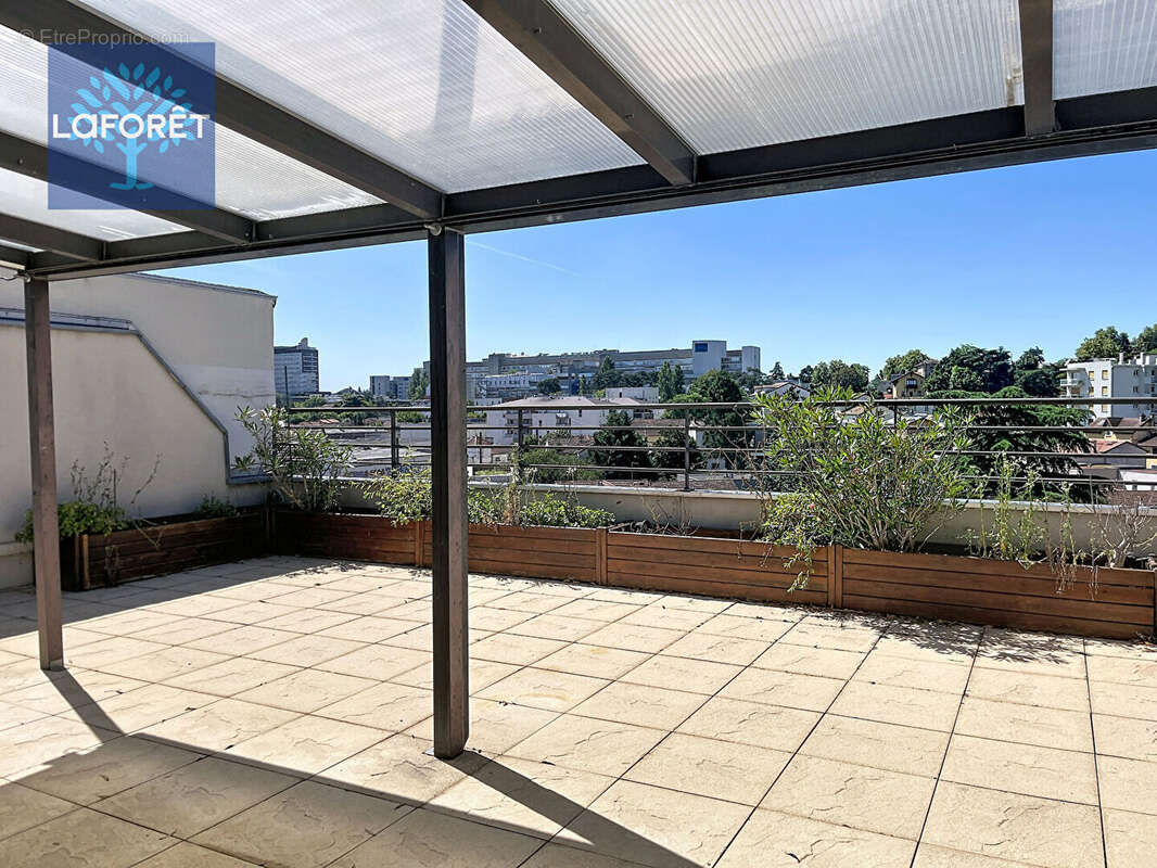 Appartement Lyon 5 pièce(s) 152 m2 - photo 2