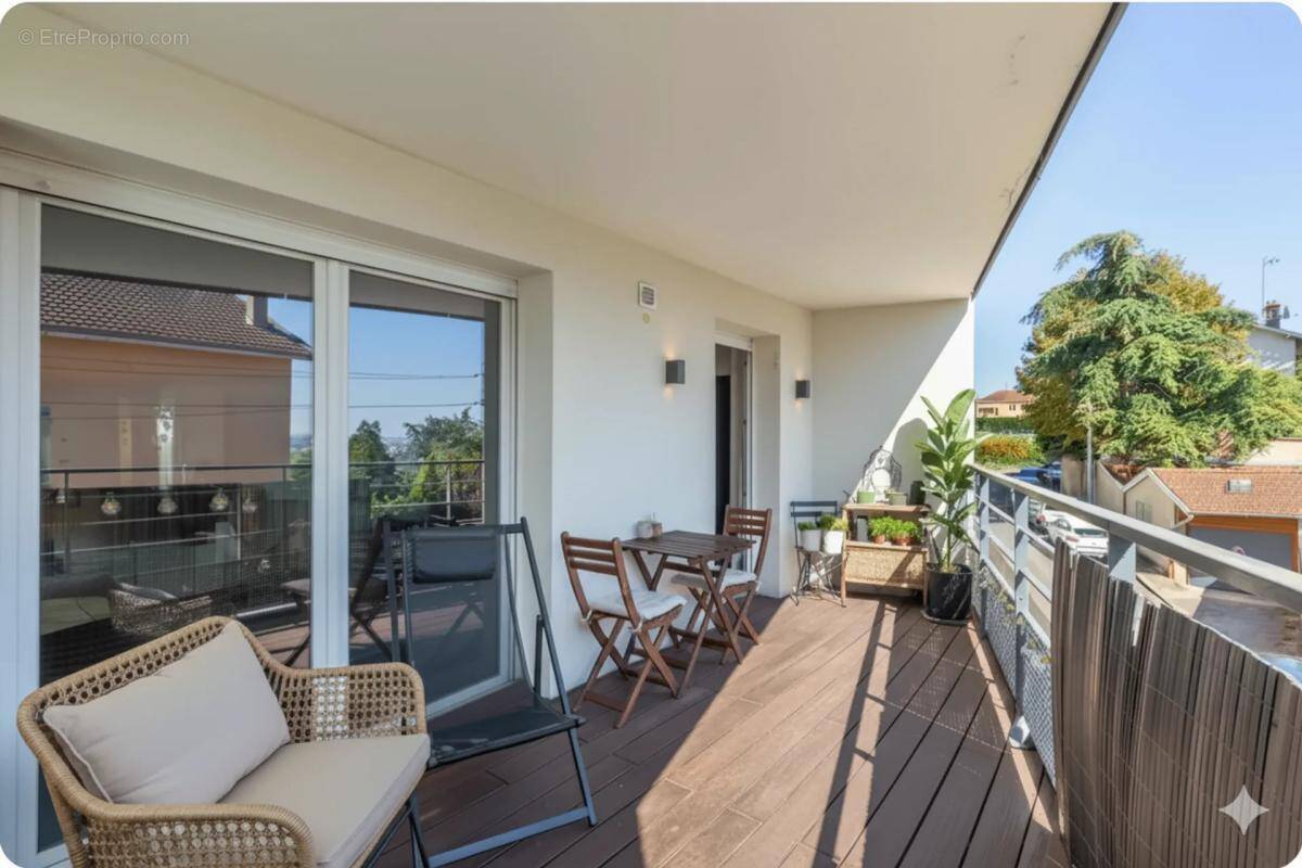 Appartement à CALUIRE-ET-CUIRE