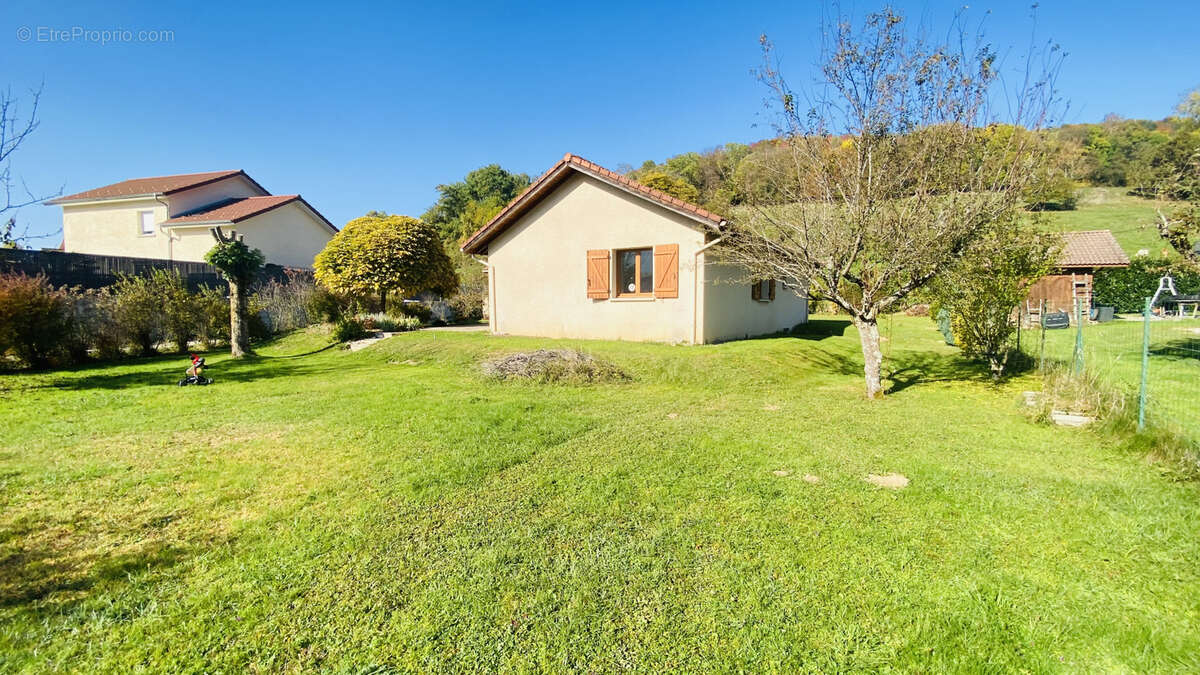 Maison à SAINT-AUPRE