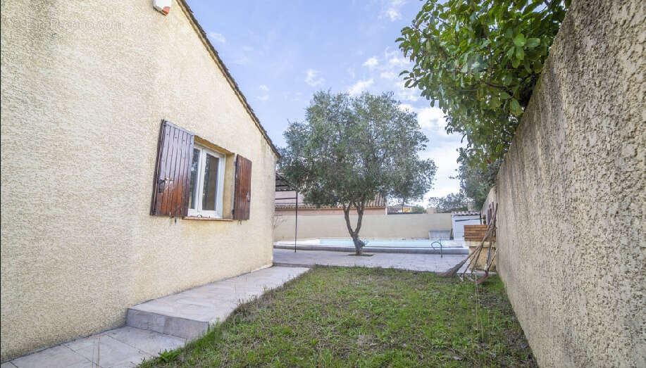 Maison à LAVERUNE