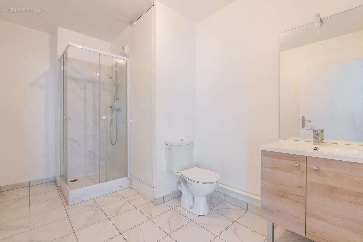 Appartement à LE BOURGET