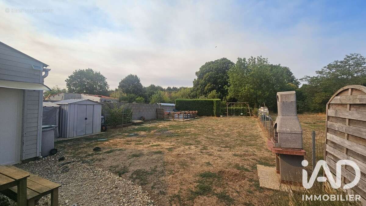 Maison 68 m² à Juicq  - photo 3