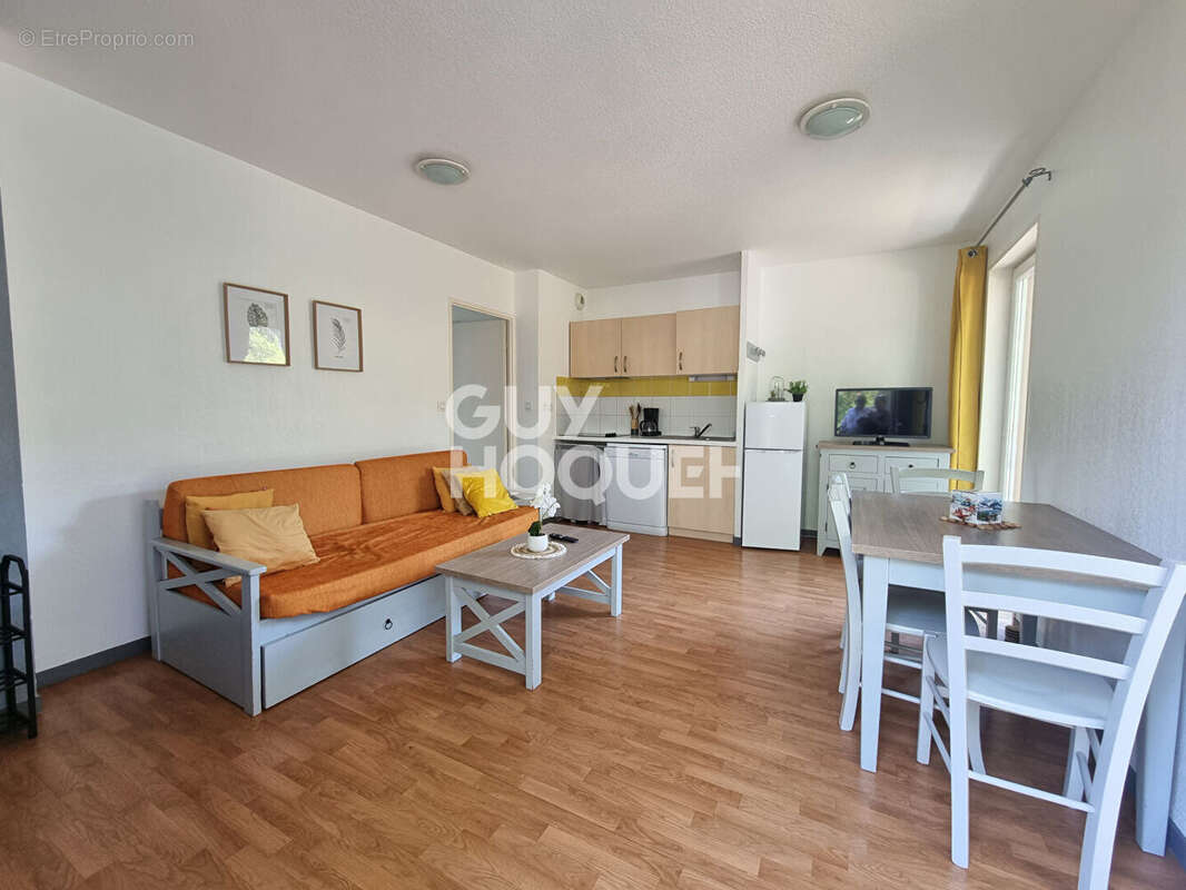 Appartement à PARENTIS-EN-BORN