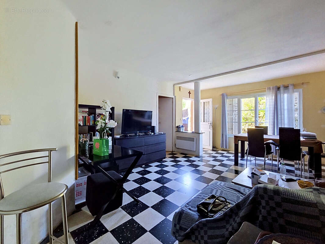 Appartement à VENCE