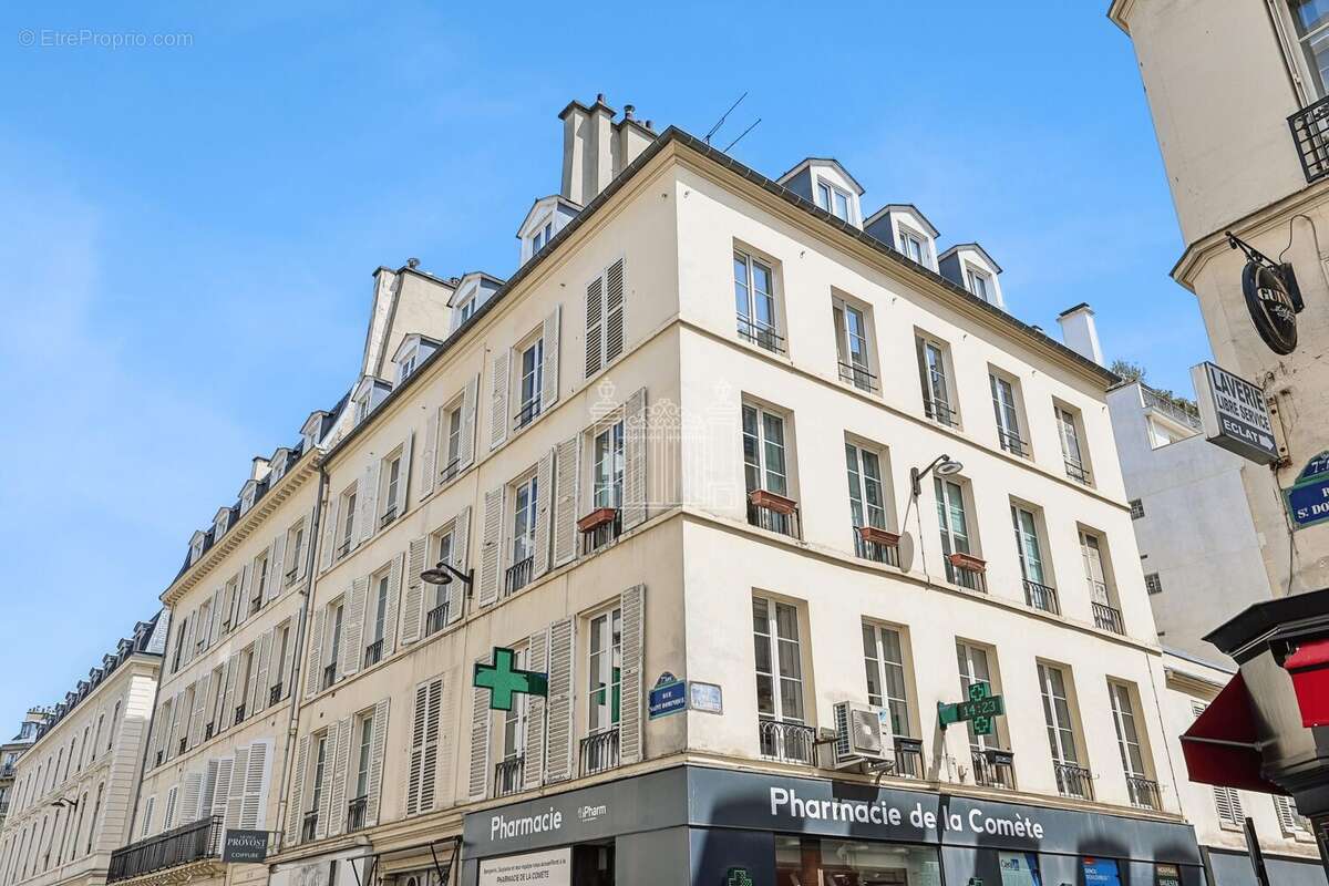 Appartement à PARIS-7E