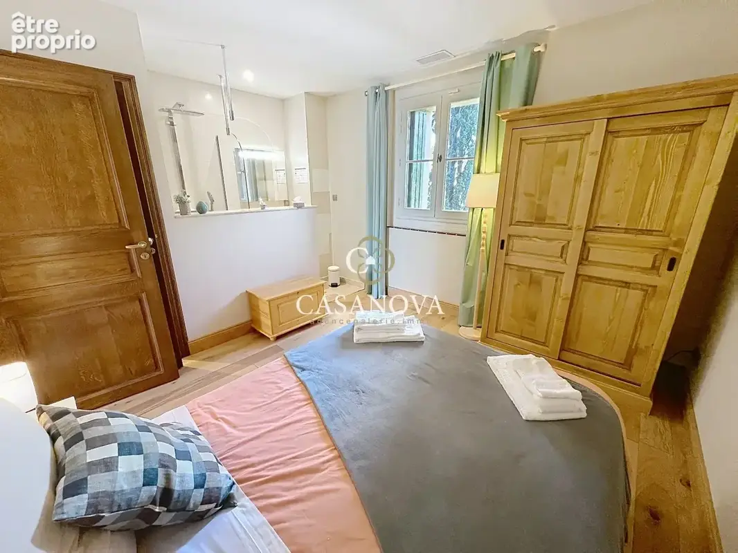 Aux portes de Pézenas, superbe propriété de caractère avec demeure principale, chambres d'hôtes, gîtes, piscine et ancienne cave - photo 21