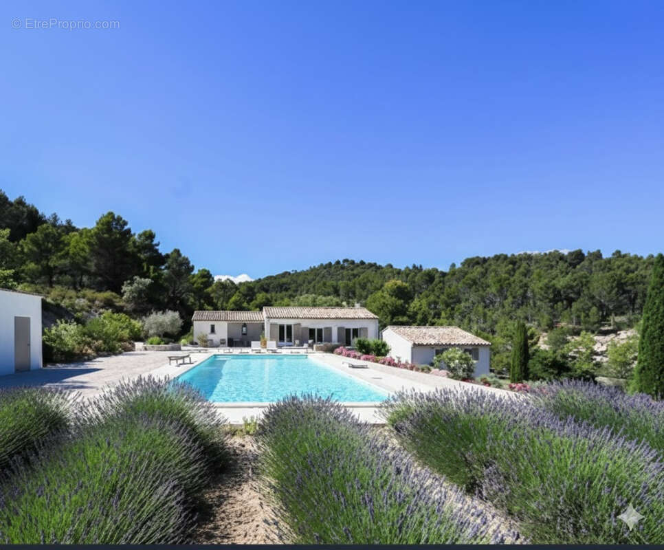 Maison à JOUCAS