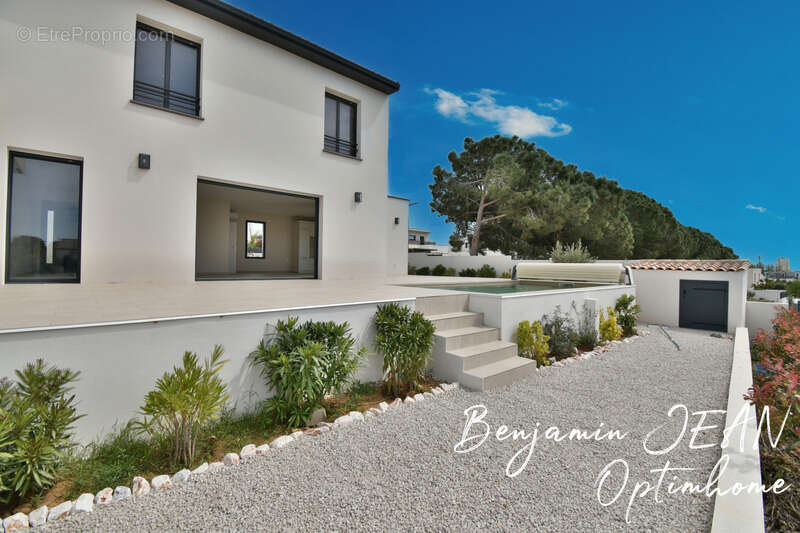 Maison à SERIGNAN