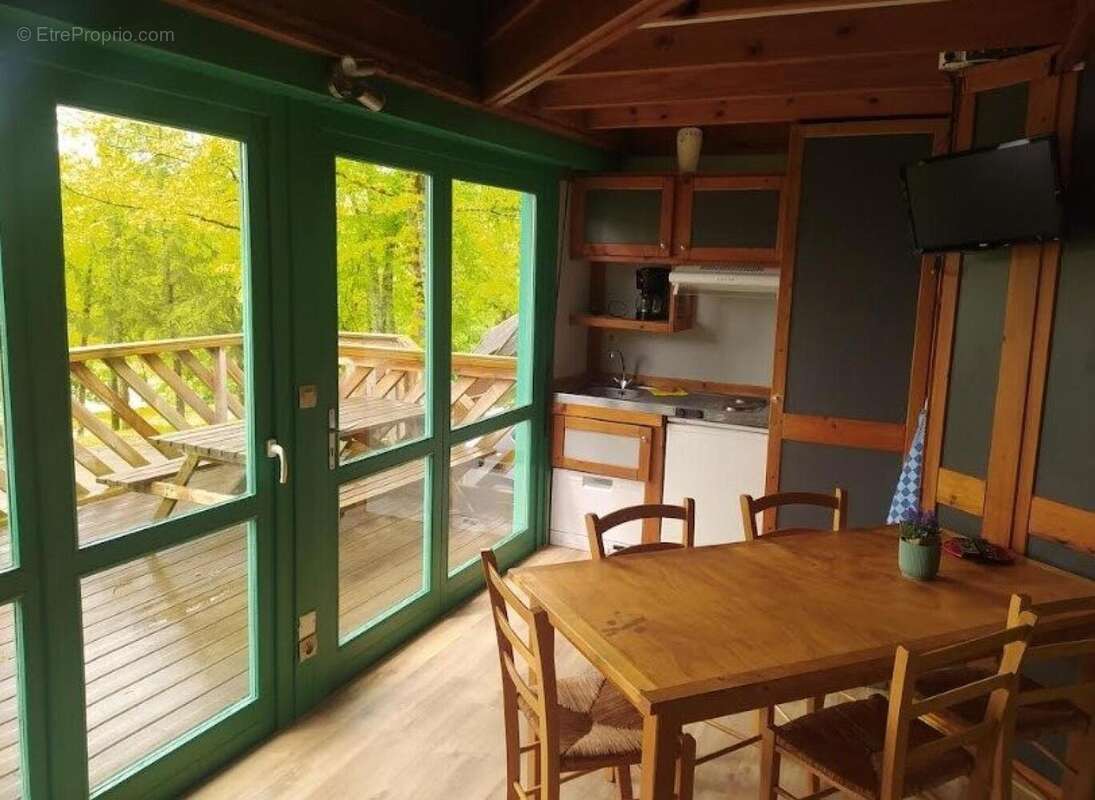 Photo 6 - Maison à JOUILLAT