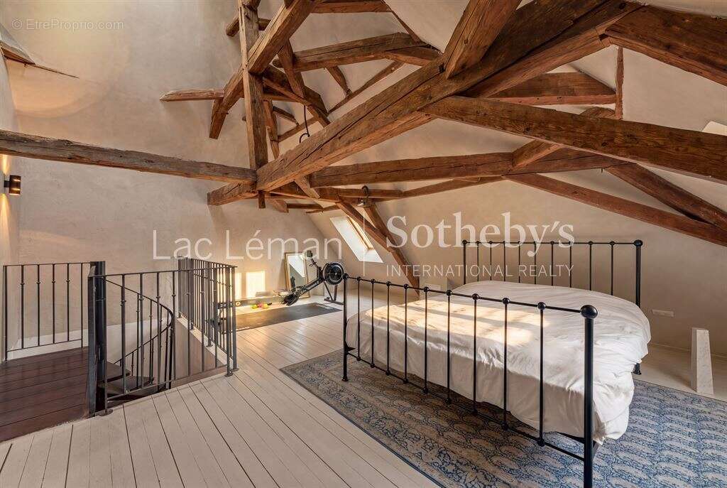 Maison de caractère historique entièrement rénovée au cœur du village - photo 14