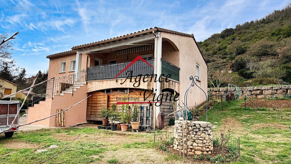 Maison à SAINT-AMBROIX