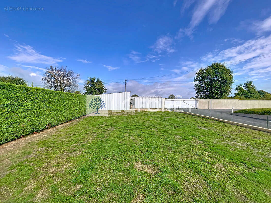 Maison à CHATILLON-SUR-THOUET