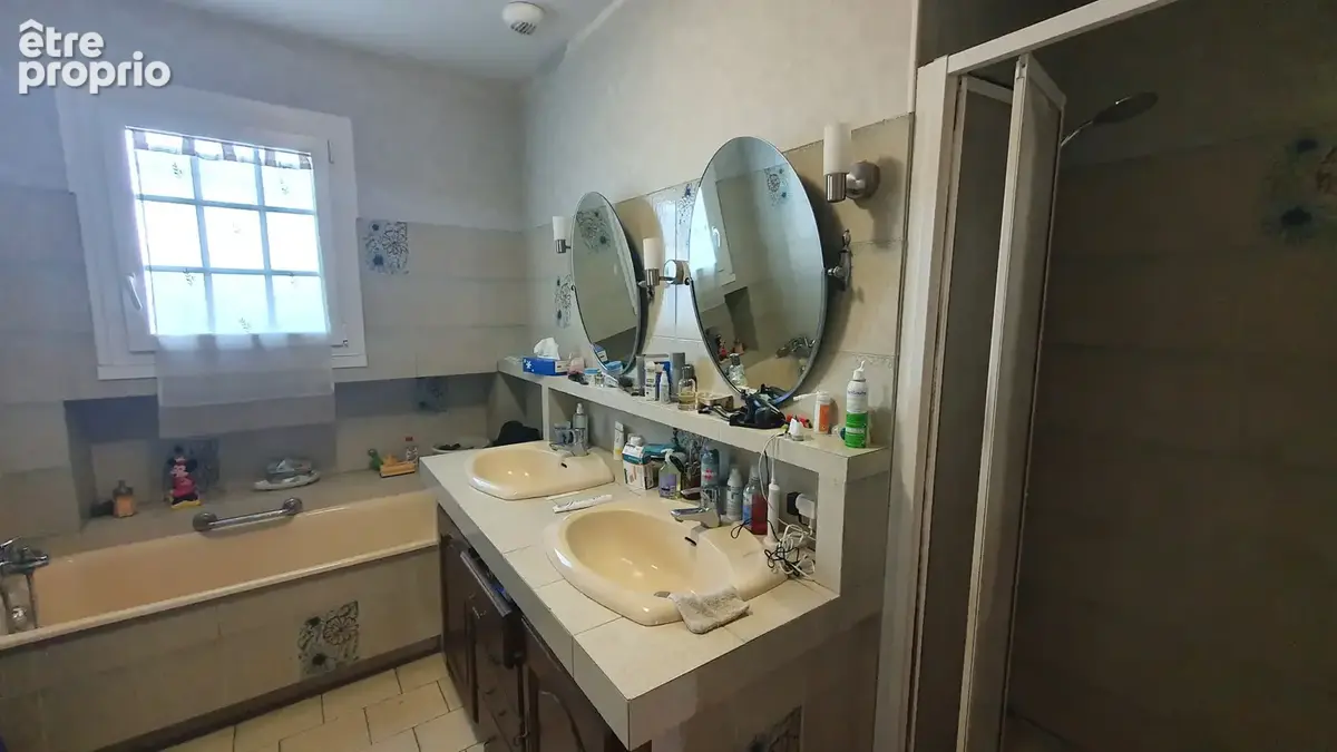 À vendre à Hagetmau (40) : grande maison avec 9 pièces - photo 7