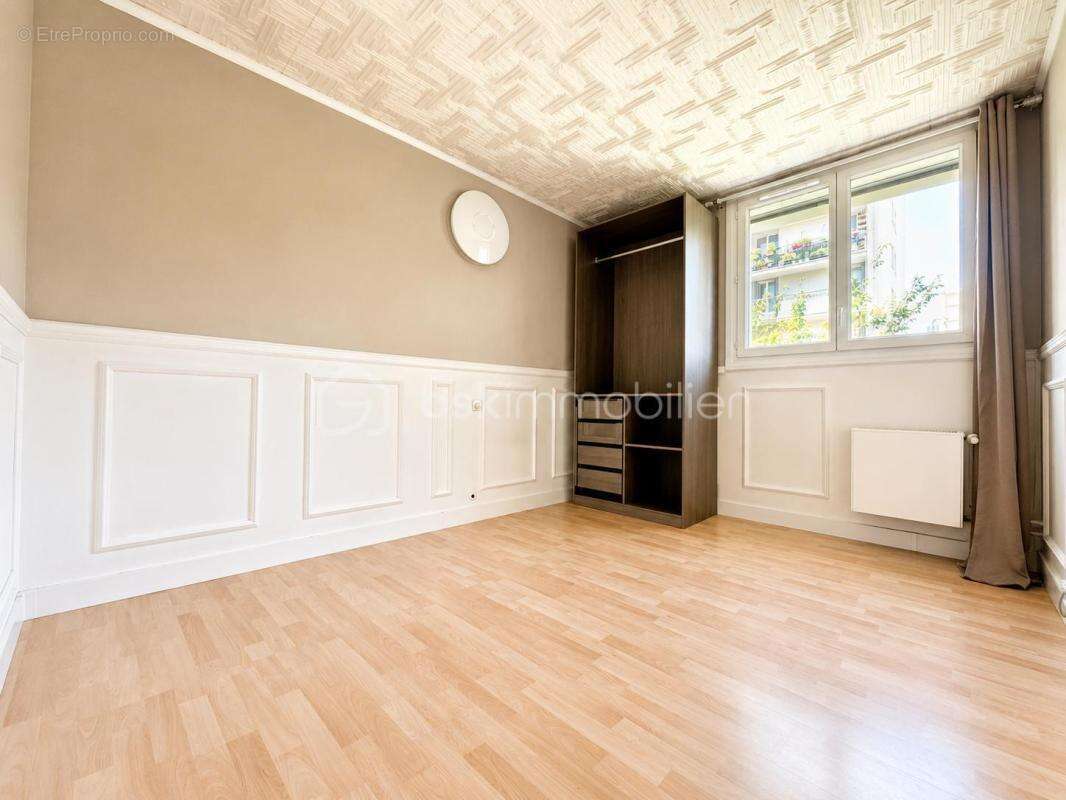 Appartement à CHILLY-MAZARIN