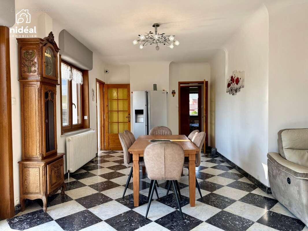 Maison à HAUTMONT
