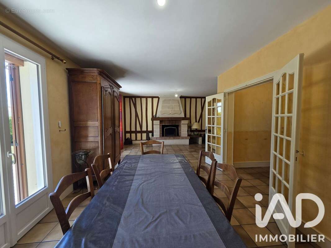 Maison 130 m² à Argentan  - photo 4