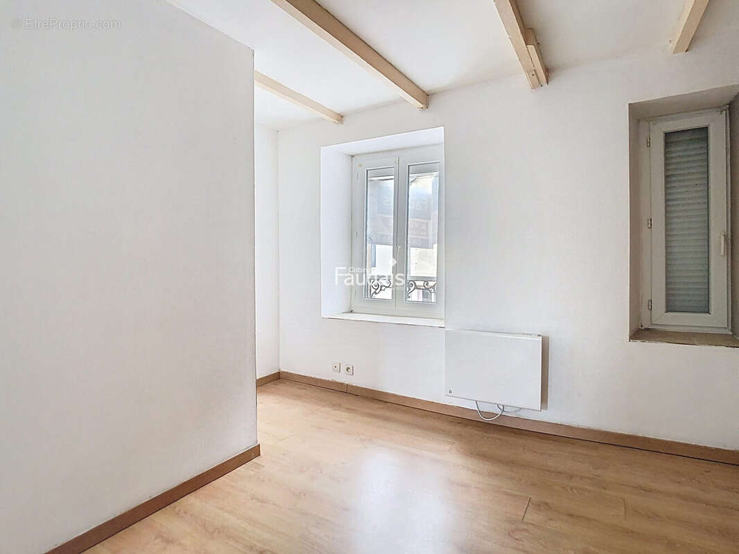 Maison 71 m² à La Haye-Du-Puits  - photo 6