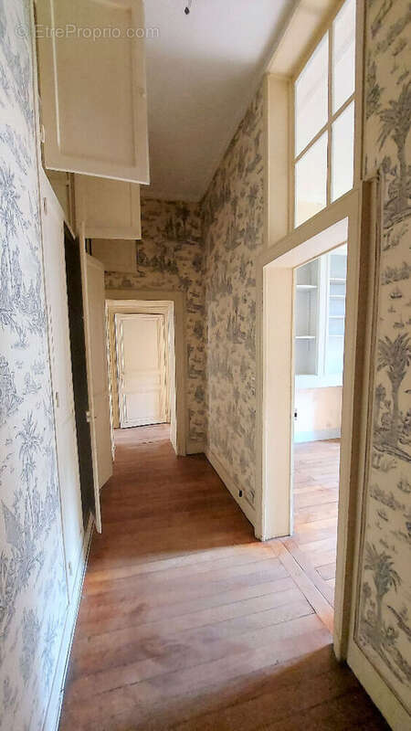 Appartement à VERSAILLES