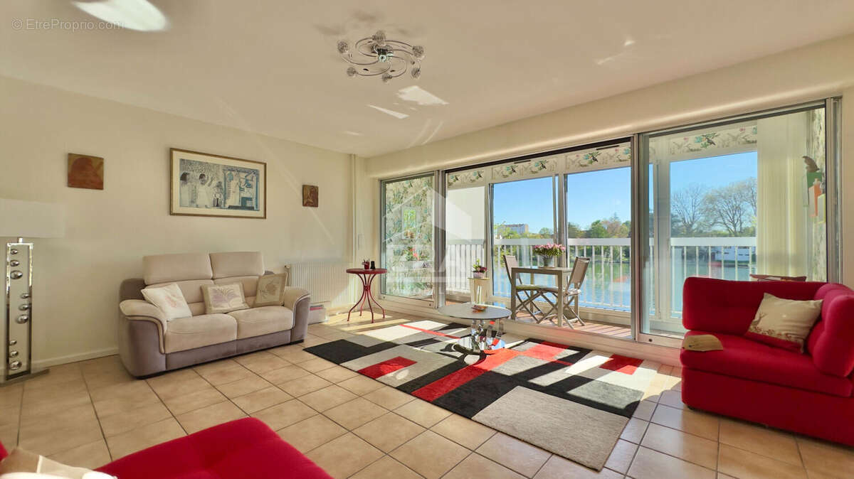 Appartement à JUVISY-SUR-ORGE