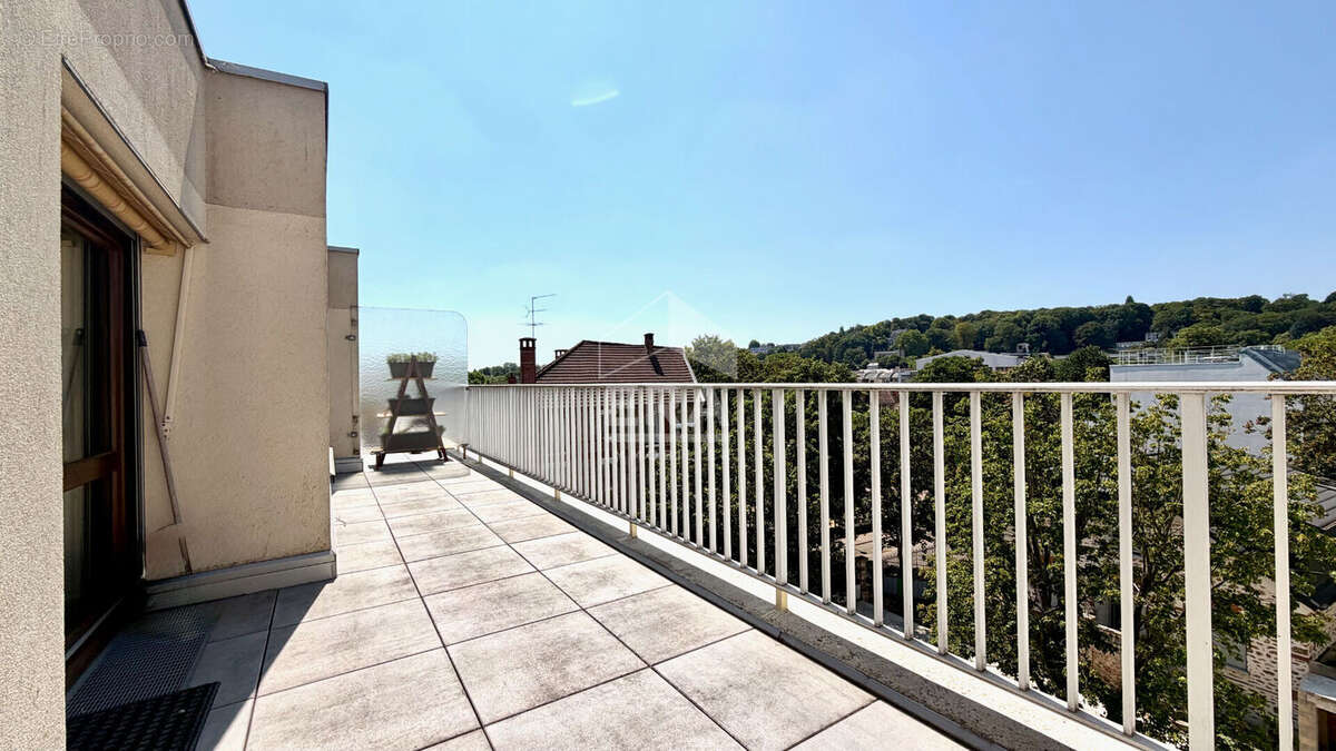 Appartement f3 70m² à juvisy-sur-orge, dernier étage avec 2 terrasses - photo 12