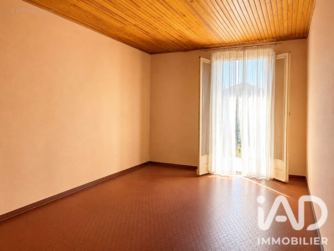 Maison 93 m² à Ares  - photo 5