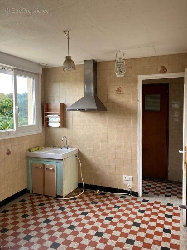 Maison à SAINT-NICOLAS-DU-PELEM