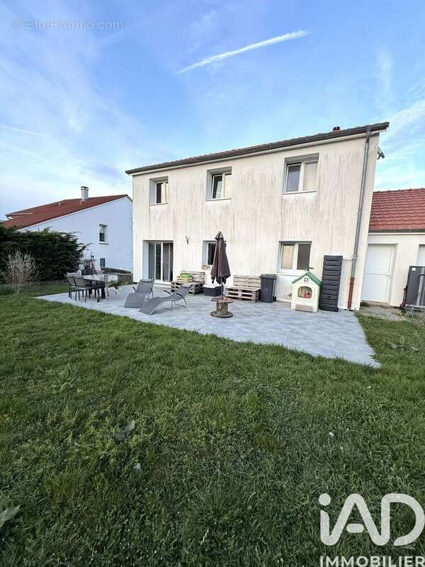 Photo 2 - Maison à VIGY