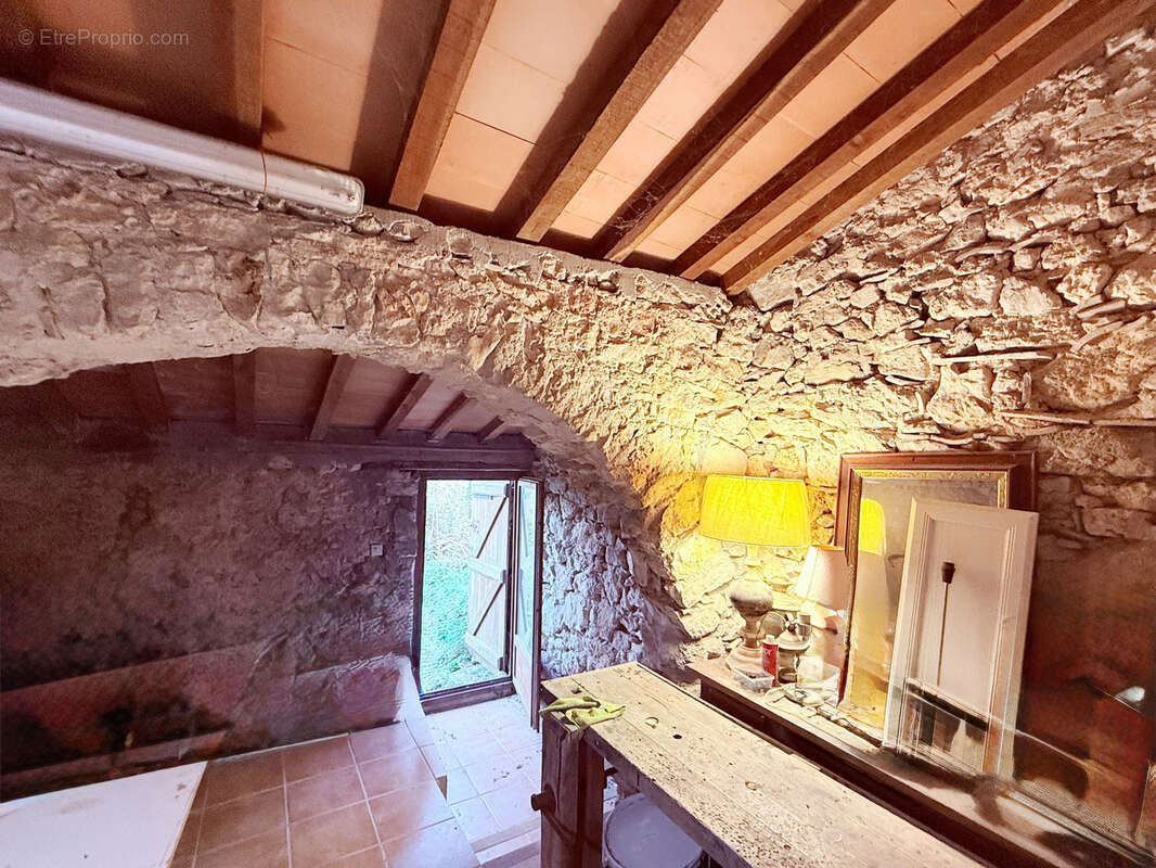 Maison à BOUYON