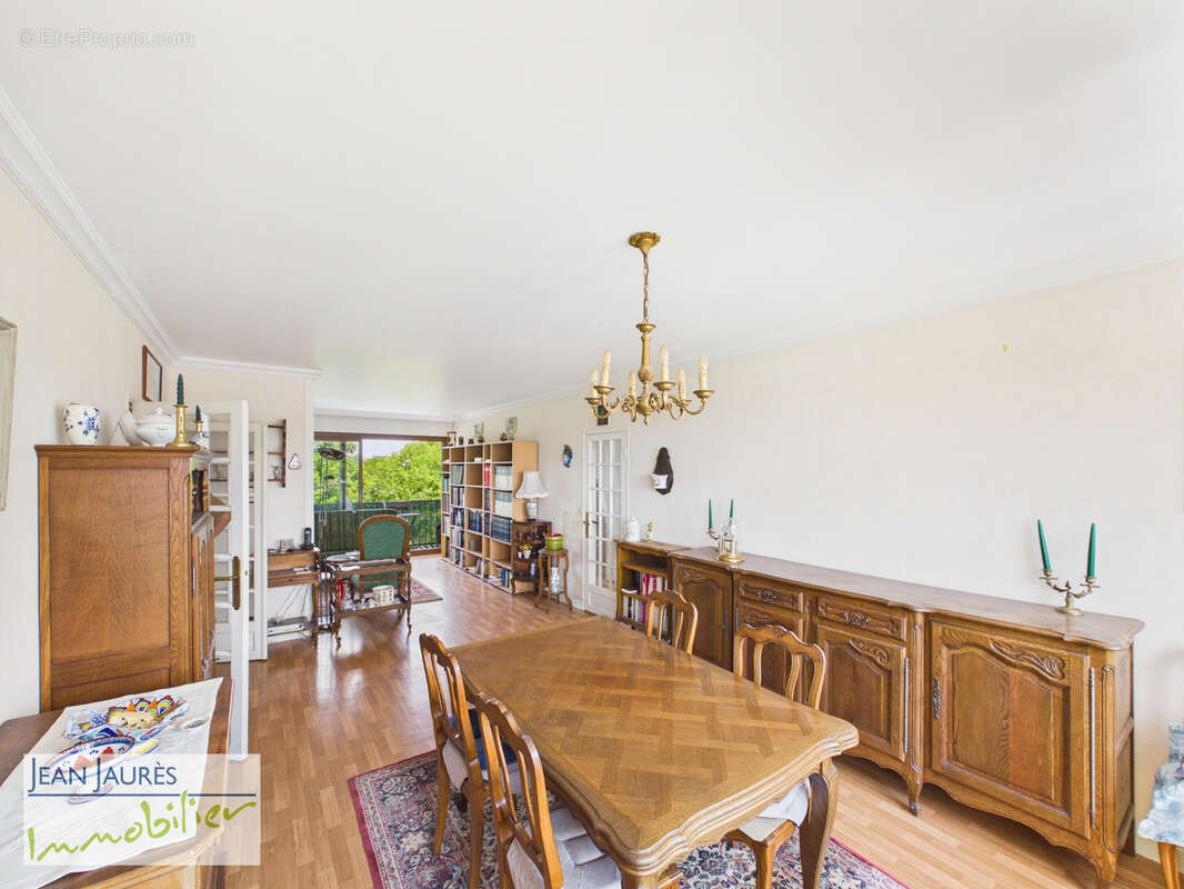 Appartement lumineux avec balcon, garage et vue dégagée   Résidence Saint-Bruno - photo 5
