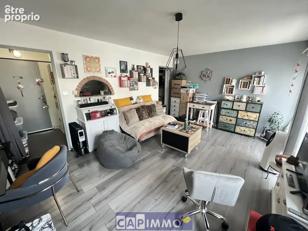 Toulon proche centre studio 31m2 vendu loue - photo 2