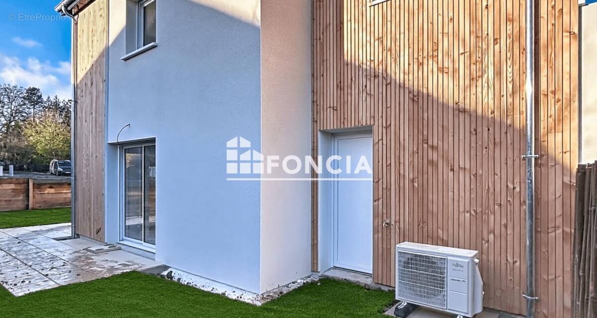 Maison à AMAYE-SUR-ORNE