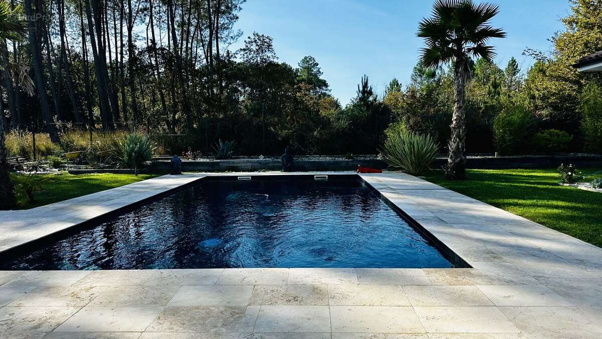 Photo 2 - Maison à COIMERES