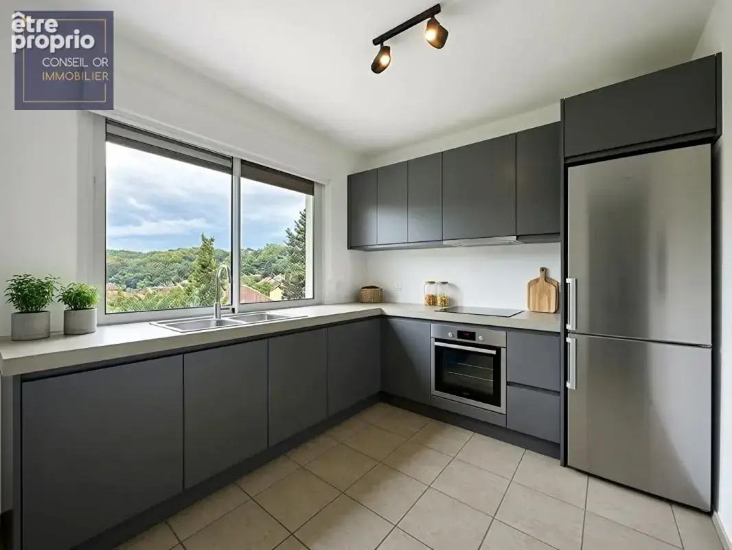 Maison  6 pièces 117 m²  à 5 mn à pied du métro - photo 10