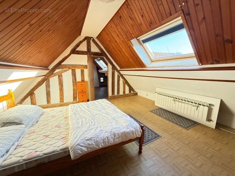 Maison à BUSSIERE-DUNOISE