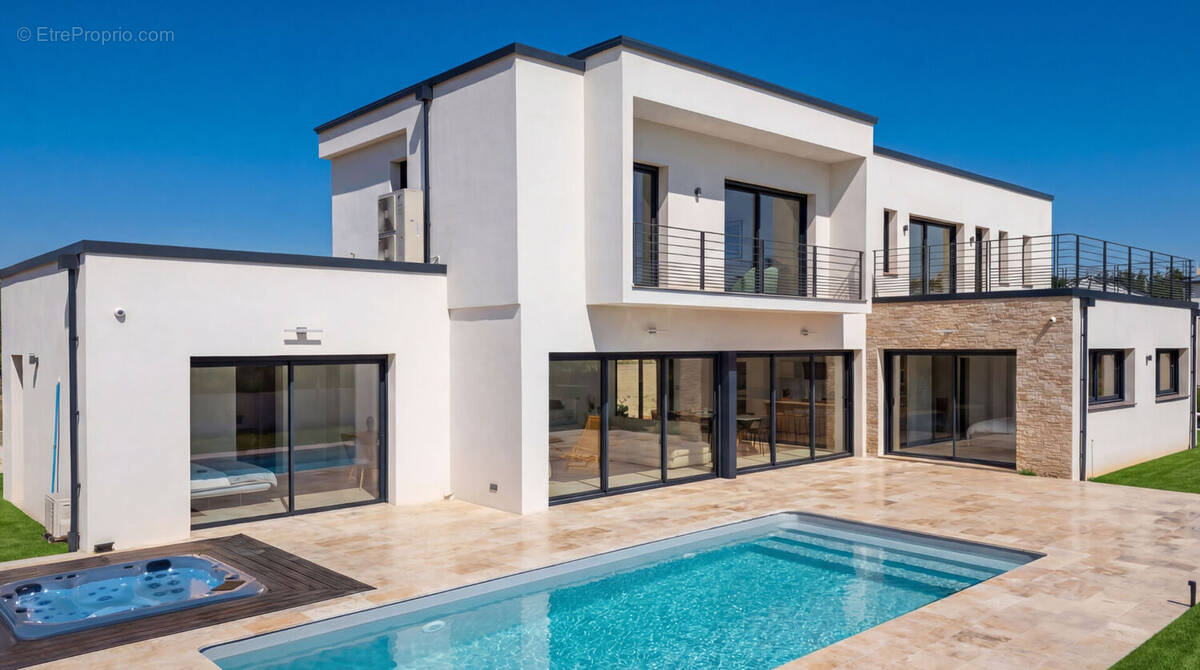 Maison à SAINT-CYR-SUR-LOIRE