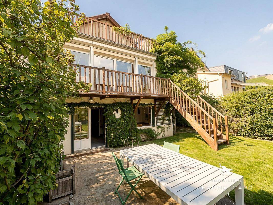 Maison à LE CHESNAY