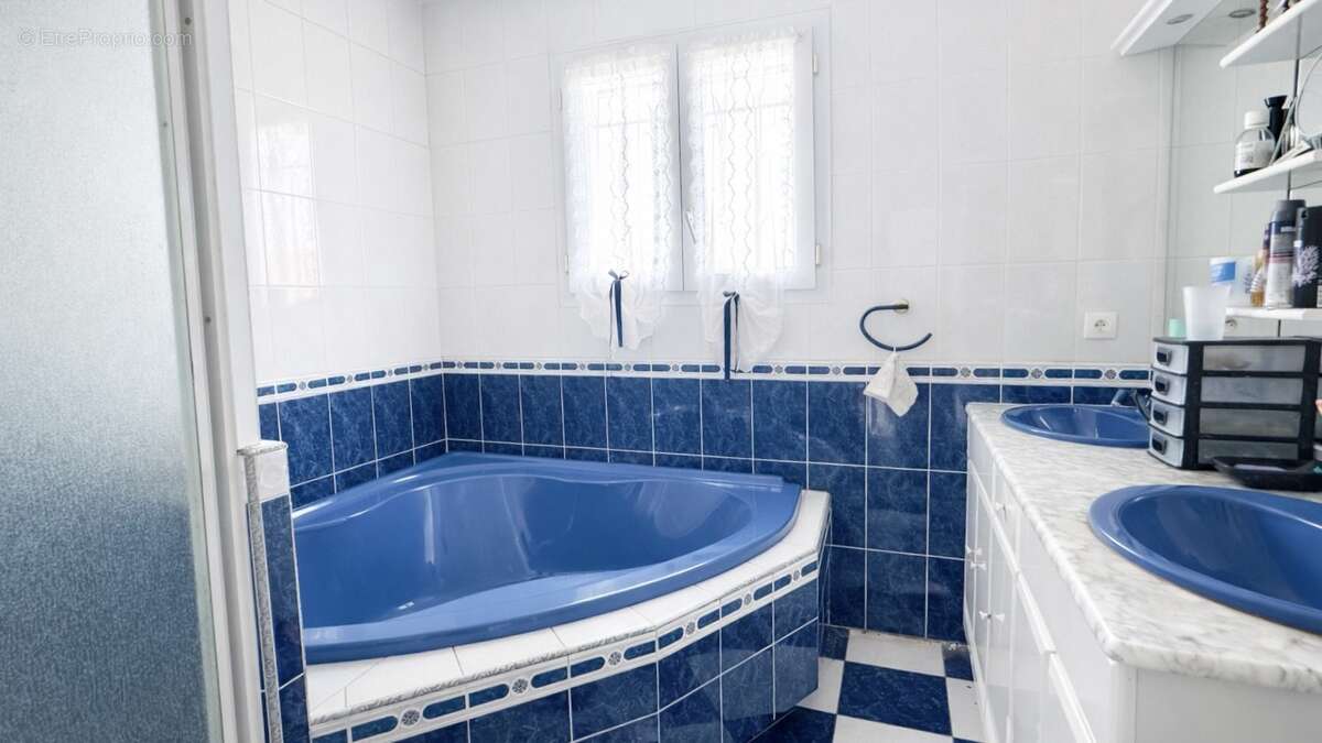 Maison basque à vendre à Jatxou proche Larressore  6 pièces, terrain de 850 m² piscinable - photo 12
