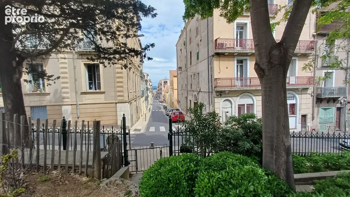 Appartement Sète 2 pièces en duplex 54 m2 - photo 2