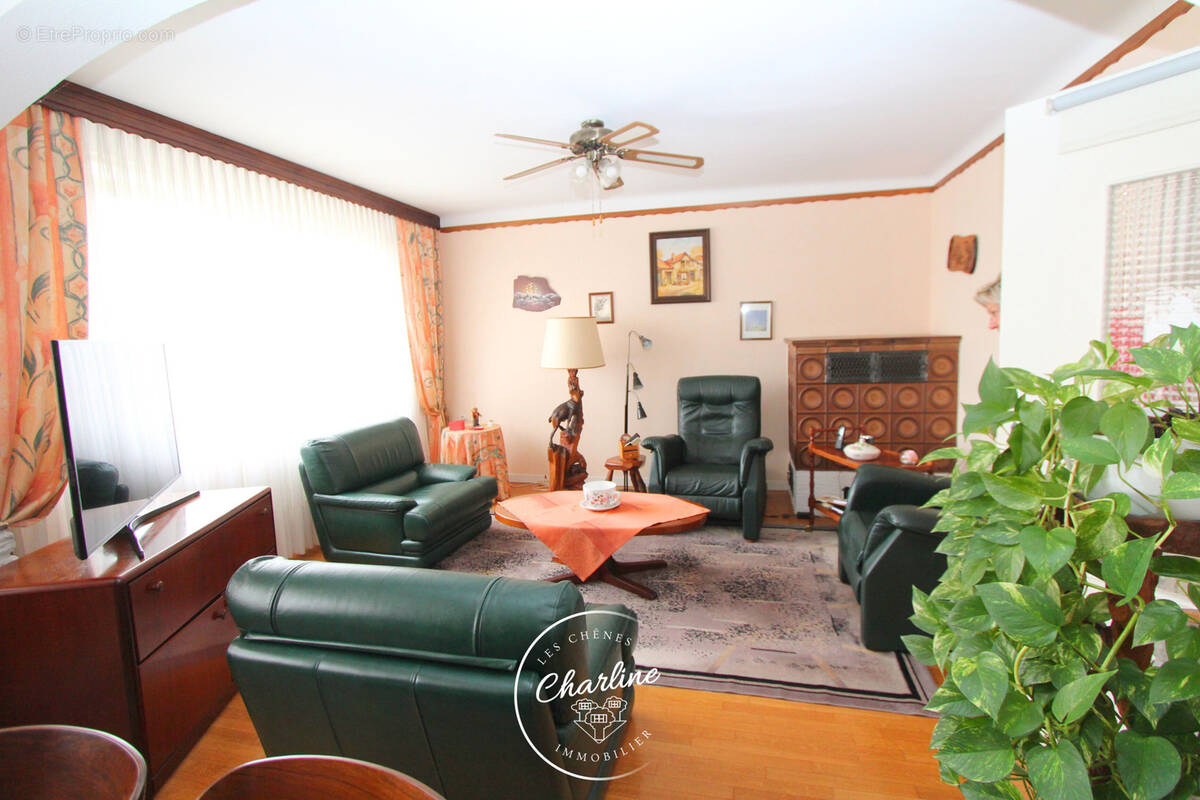 Maison à SAINTE-MARIE-AUX-CHENES