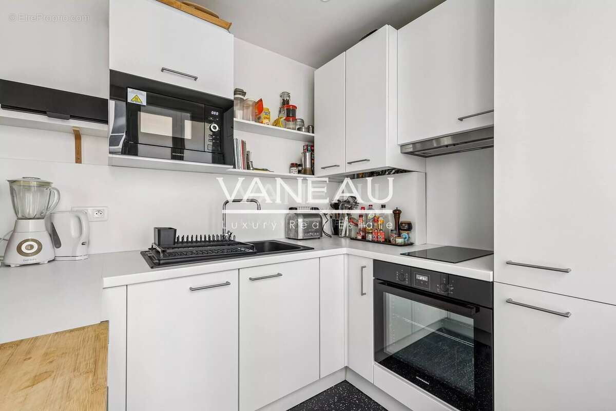Appartement à PARIS-10E